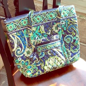 Vera Bradley Rhythm & Blues pattern tote NWOT